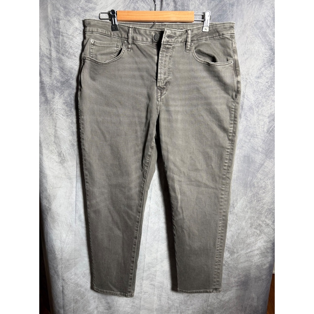 American Eagle Relaxed 33x30, faded gray wash ββ effortless vintage street style